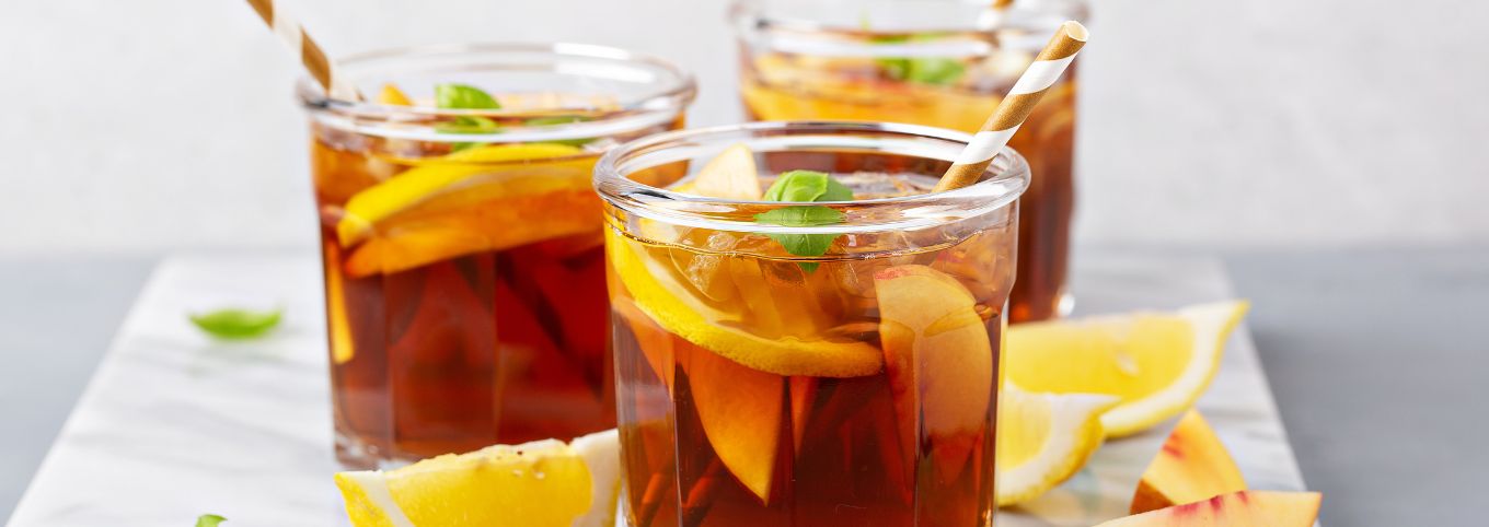 Eistee mit Bienenwiesen-Kräutertee